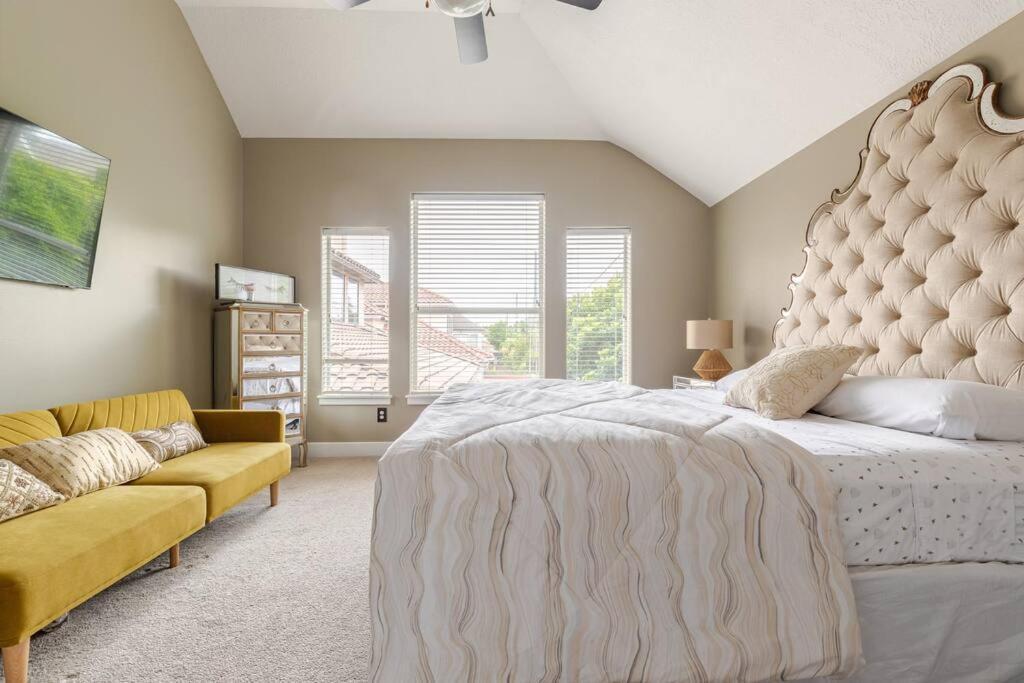 Villa Wanderlust Near Galleria Mall Houston